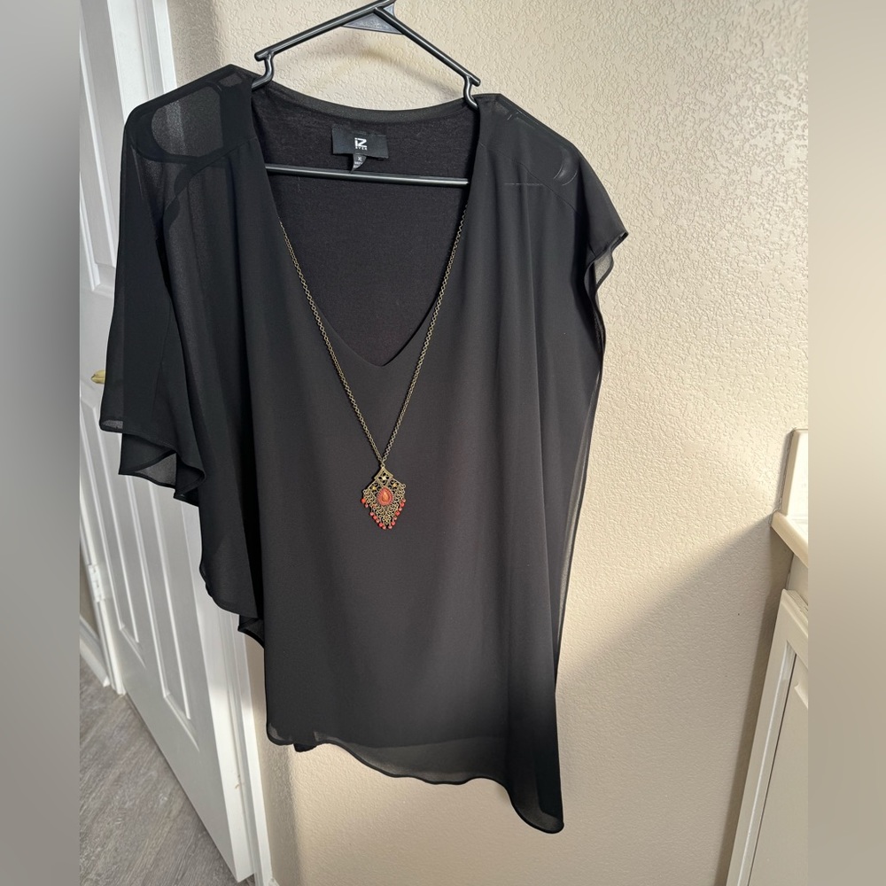 Brand new boutique women’s top